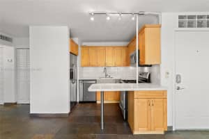 921 Jefferson Ave #2a, Miami Beach, FL 33139, Sold 10/01/24