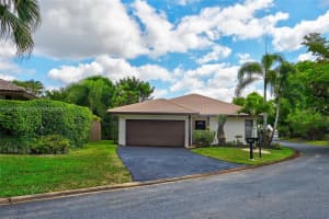 1742 Riverwood Ln, Coral Springs, FL 33071, Sold 07/16/24