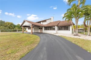 19891 SW 244th St, Homestead, FL 33031, Sold 12/05/24