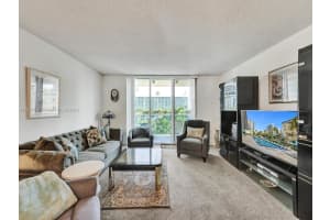 3800 S Ocean Dr APT 407, Hollywood, FL 33019, Sold 09/12/24