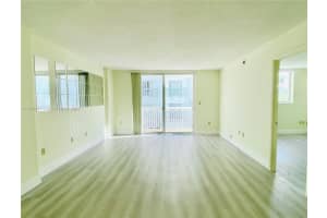 401 Ocean Dr APT 222, Miami Beach, FL 33139, Sold 09/26/24