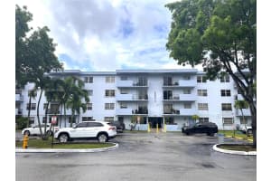 1221 SW 122nd Ave APT 304, Miami, FL 33184, Sold 08/12/24