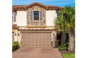 6940 Halton Park Ln, Coconut Creek, FL 33073, Sold 08/13/24