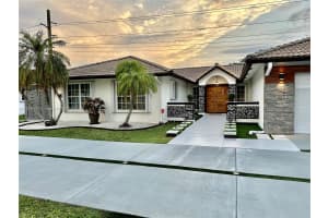 2260 W Lake Miramar Cir, Miramar, FL 33025, Sold 07/01/24