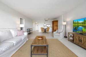 155 Ocean Ln Dr APT 606, Key Biscayne, FL 33149, Sold 08/30/24