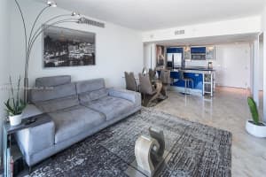 185 SW 7th St APT 4109, Miami, FL 33130, Sold 08/29/24