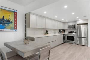 2301 Collins Ave APT 943, Miami Beach, FL 33139, Sold 09/06/24