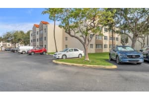 6065 NW 186th St APT 302, Hialeah, FL 33015, Sold 06/10/24
