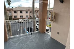 1261 SE 27th St UNIT 206, Homestead, FL 33035, Sold 06/03/24