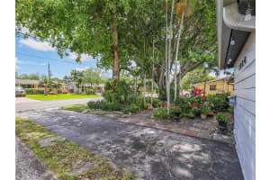3804 E Shore Rd, Miramar, FL 33023, Sold 06/20/24