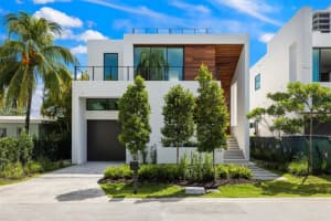 1098 N Venetian Dr, Miami Beach, FL 33139, Sold 12/16/24