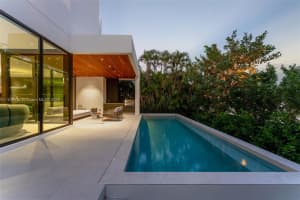 1098 N Venetian Dr, Miami Beach, FL 33139, Sold 12/16/24