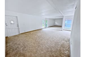 7009 NW 64th St, Tamarac, FL 33321, Sold 06/06/24
