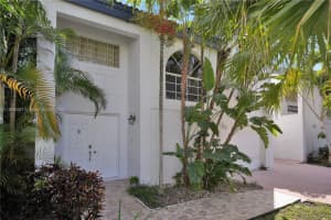 360 NE 212th St, Miami, FL 33179, Sold 07/18/24