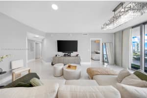 488 NE 18th St #1801, Miami, FL 33132, Sold 11/08/24