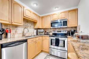 200 SE 15th Rd #6j, Miami, FL 33129, Sold 11/11/24