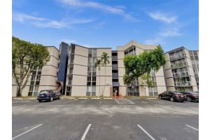 6955 NW 186th St APT F503, Hialeah, FL 33015, Sold 08/15/24