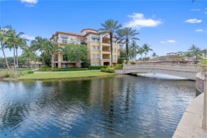 16100 Emerald Estates Dr APT 483, Weston, FL 33331, Sold 10/15/24