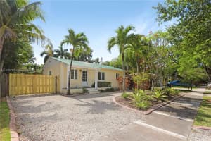 6711 SW 63rd Ct, South Miami, FL 33143, Sold 11/25/24