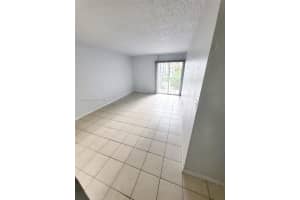 4550 NW 9th St #509e, Miami, FL 33126, Sold 08/08/24