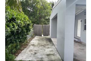 1134 NW 9th Terrace, Fort Lauderdale, FL 33311, Sold 06/21/24