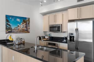 79 SW 12th St 2204 s, Miami, FL 33130, Sold 06/17/24