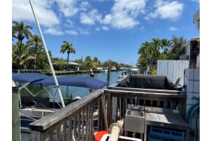 2105 NE 123rd St #2105, North Miami, FL 33181, Sold 12/09/24