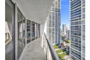 495 Brickell Ave APT 2608, Miami, FL 33131, Sold 05/02/25