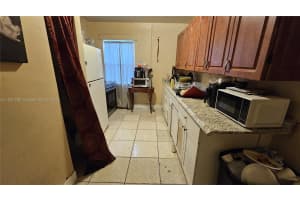 2712 Nw 14th St Fort Lauderdale, FL 33311 - MLS#A11580358