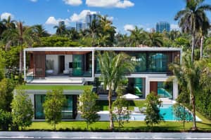 2700 Sunset Dr, Miami Beach, FL 33140, Sold 07/11/24