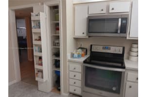 2061 NW 47th Terrace APT 214, Lauderhill, FL 33313, Sold 08/13/24