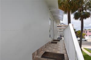 624 Antioch Ave APT 4, Fort Lauderdale, FL 33304, Sold 11/21/24