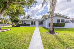 221 N 46th Ave, Hollywood, FL 33021, Sold 09/19/24