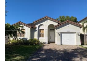 15555 SW 23rd Ln, Miami, FL 33185, Sold 06/06/24