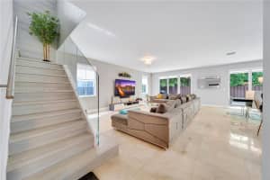 10570 NW 69th Terrace, Doral, FL 33178, Sold 07/17/24