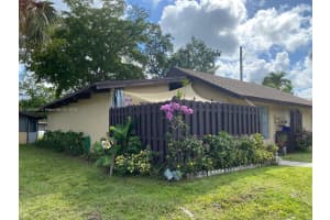 201 Briarwood Cir # 1-7, Hollywood, FL 33024, Sold 06/25/24