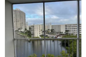 2930 Point E Dr APT E610, Aventura, FL 33160, Sold 06/20/24