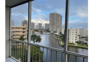 2930 Point E Dr APT E610, Aventura, FL 33160, Sold 06/20/24