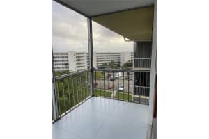 2930 Point E Dr APT E610, Aventura, FL 33160, Sold 06/20/24