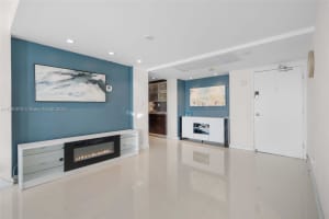5401 Collins Ave APT 820, Miami Beach, FL 33140, Sold 06/28/24