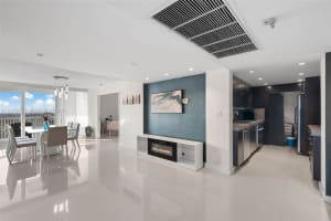 5401 Collins Ave APT 820, Miami Beach, FL 33140, Sold 06/28/24
