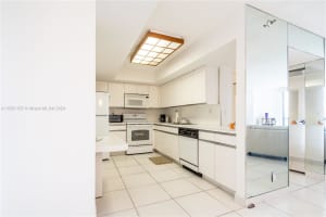 19195 Mystic Pointe Dr APT 2908, Aventura, FL 33180, Sold 06/20/24