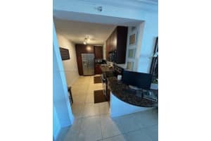 401 69th St APT 712, Miami Beach, FL 33141, Sold 06/07/24