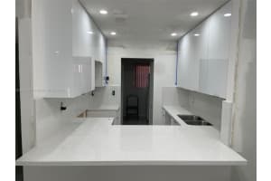 1021 Mockingbird Ln APT 206, Plantation, FL 33324, Sold 09/17/24