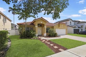 18427 NW 9th Ct, Pembroke Pines, FL 33029, Sold 08/20/24