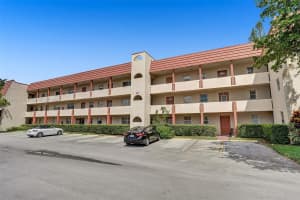 107 Sunrise Lakes Dr E, Sunrise, FL 33322, Sold 07/28/25
