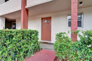 107 Sunrise Lakes Dr E, Sunrise, FL 33322, Sold 07/28/25