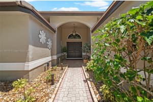 6422 NW 43rd St, Coral Springs, FL 33067, Sold 08/07/24
