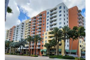 18800 NE 29th Ave APT 430, Aventura, FL 33180, Sold 05/29/24