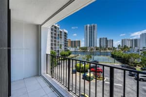 1000 Parkview Dr APT 428, Hallandale Beach, FL 33009, Sold 06/26/24